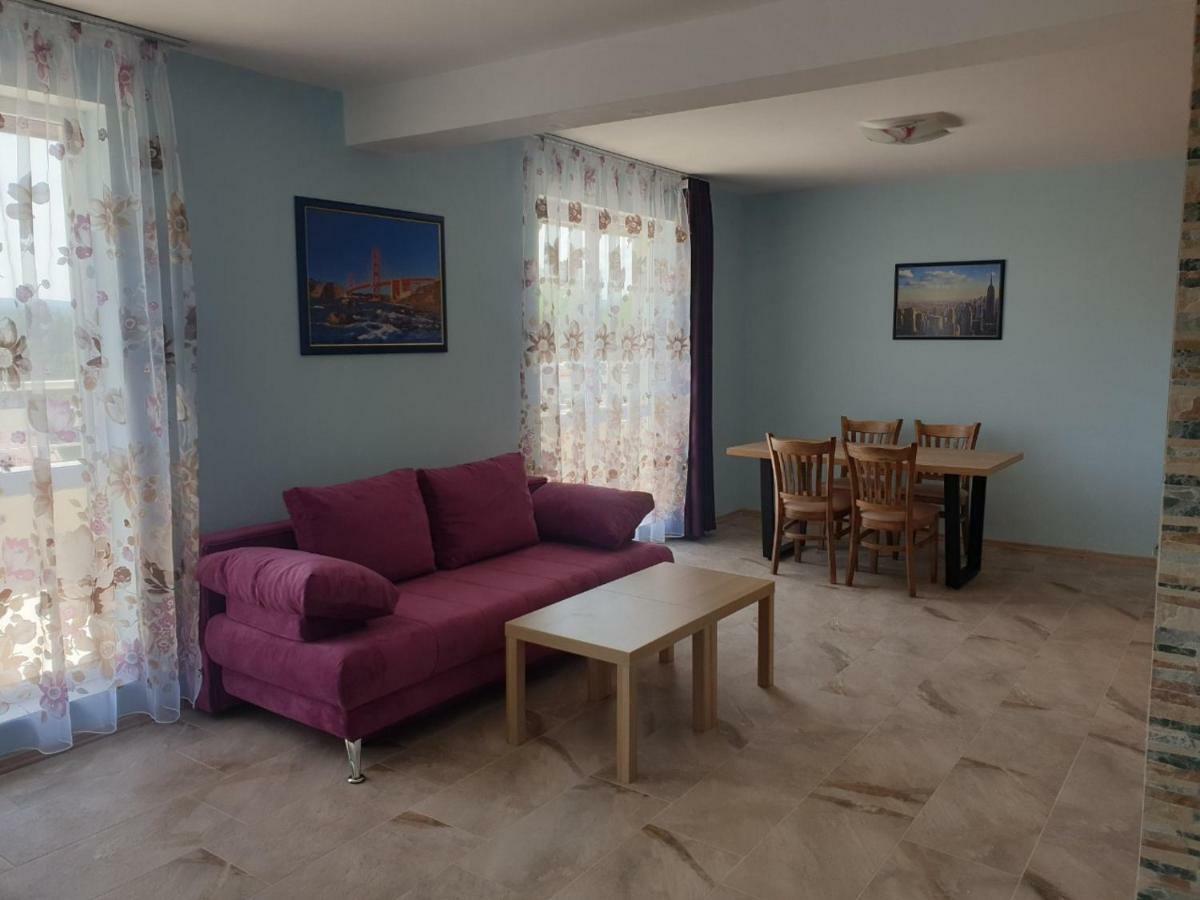 Hiora Apartments Vasiliko Tsarevo Exterior foto