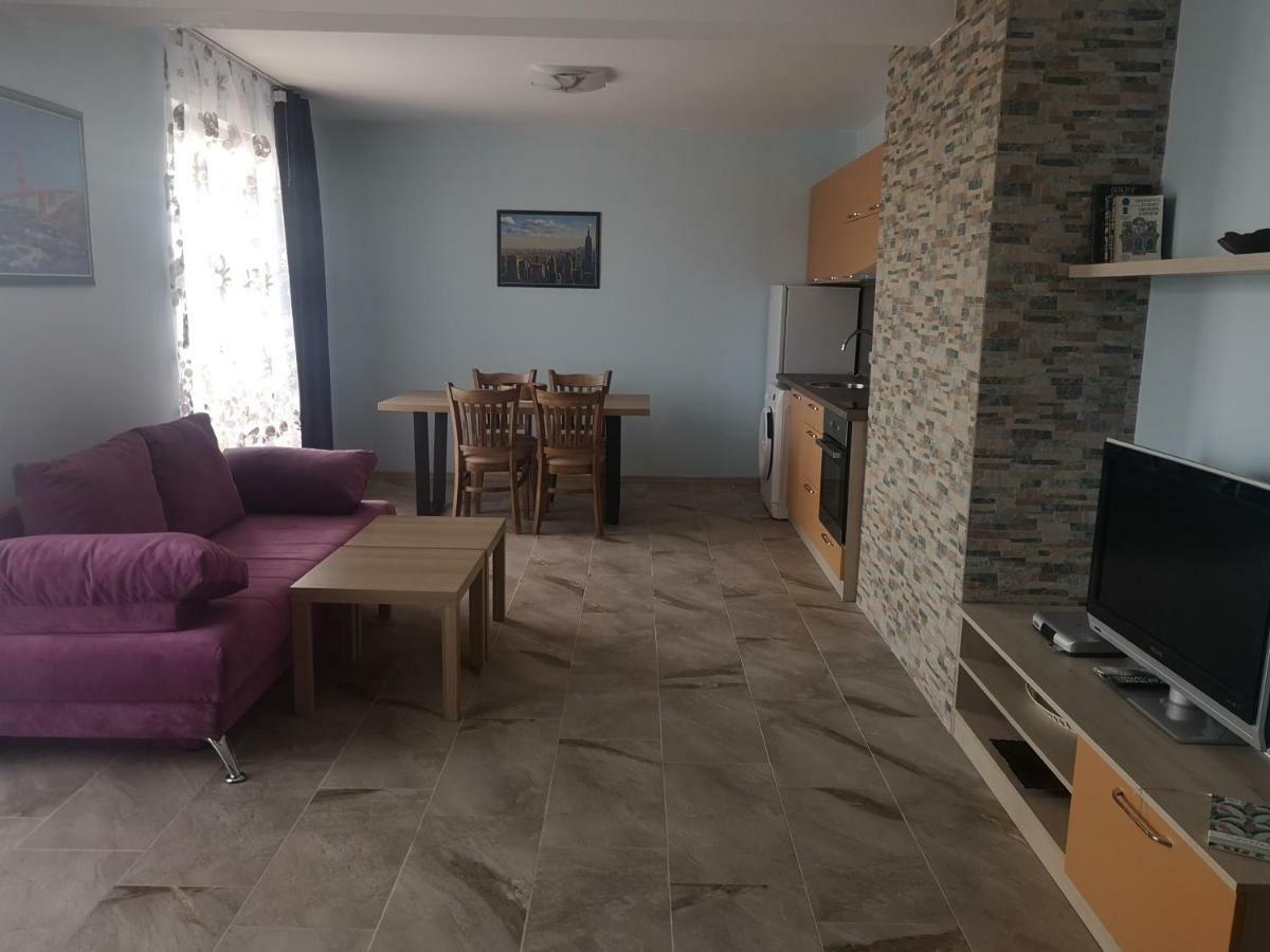Hiora Apartments Vasiliko Tsarevo Exterior foto