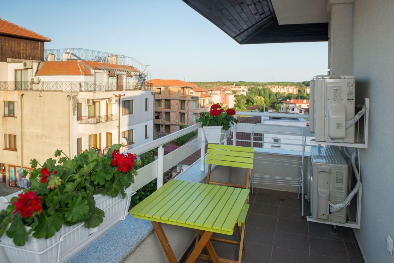 Hiora Apartments Vasiliko Tsarevo Exterior foto