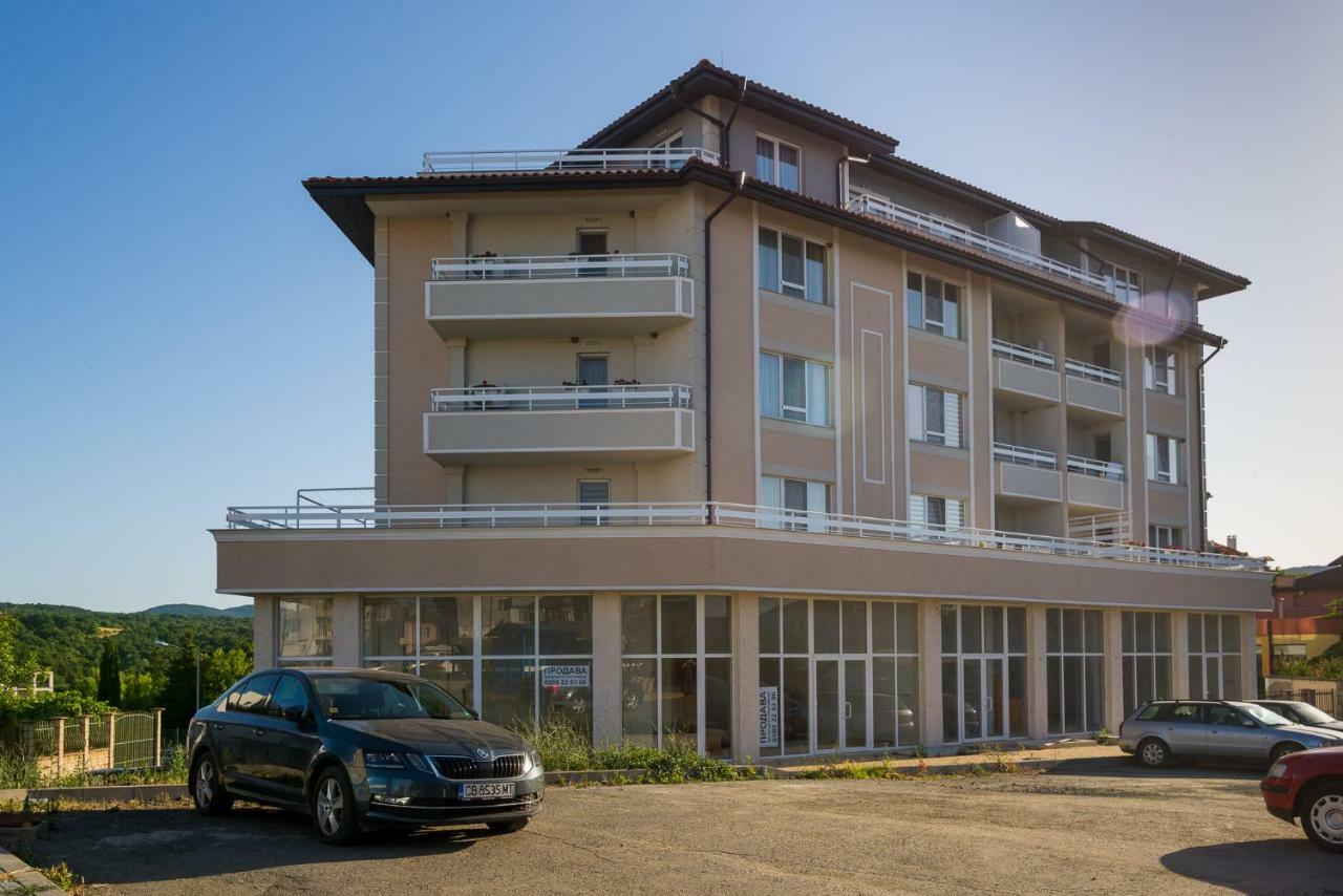 Hiora Apartments Vasiliko Tsarevo Exterior foto